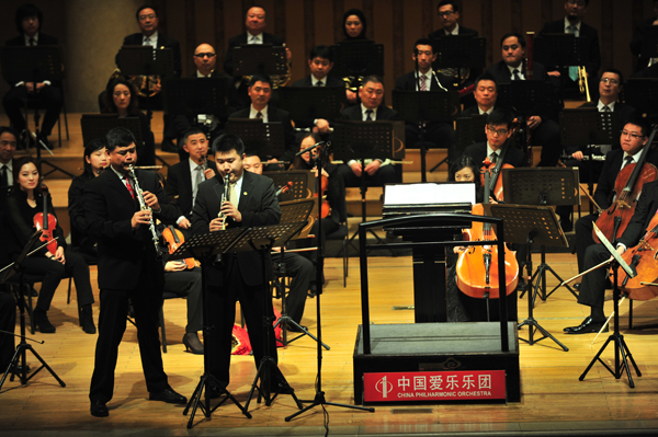 “腾博官网之夜”John Bruce Yeh与中国爱乐乐团音乐会、Philippe Pierlot与上海爱乐乐团音乐会成功献演