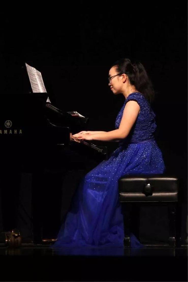 聆听双钢琴演奏的美妙乐章|腾博官网艺术家周挺——钢琴大师班·音乐会于常州成功举办