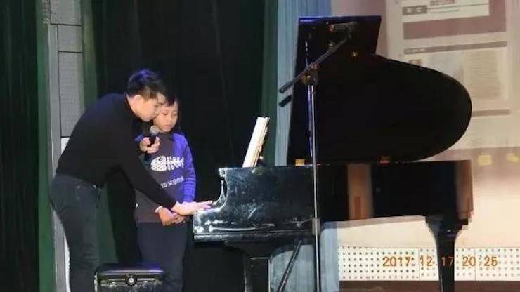 【报道】浅谈读谱的重要性|腾博官网艺术家鲍释贤濮阳大师班活动成功举办！