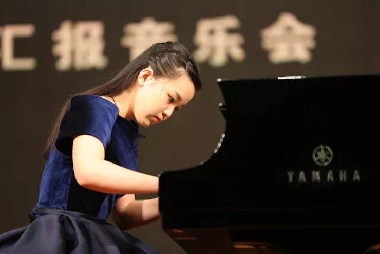 曼妙琴音，倾诉真挚的心声|2017腾博官网亚洲音乐奖学金综合师范类院系全国汇报音乐会（第二。┰猜淠