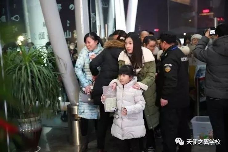 【报道】宿州市首届国际钢琴大师音乐会暨腾博官网艺术家宋思衡多媒体音乐会圆满成功。诤悠担