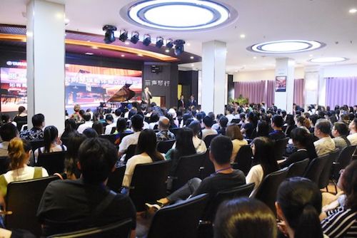 腾博官网未来艺术家孙麒麟河南巡讲-郑州站圆满落幕