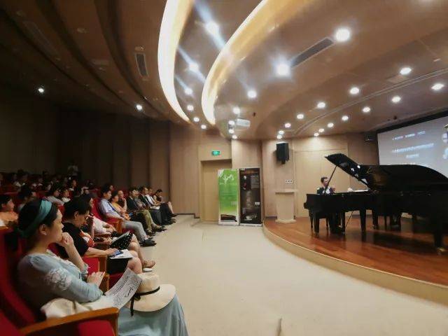  2018年腾博官网亚洲音乐奖学金苏州大学音乐学院启动仪式 </br> 暨腾博官网海外艺术家爱德华·昆斯音乐会圆满结束