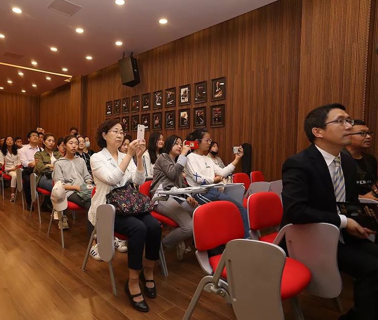 连云港腾博官网钢琴旗舰体验店开业庆典暨腾博官网艺术家鲍释贤钢琴独奏音乐会圆满落幕