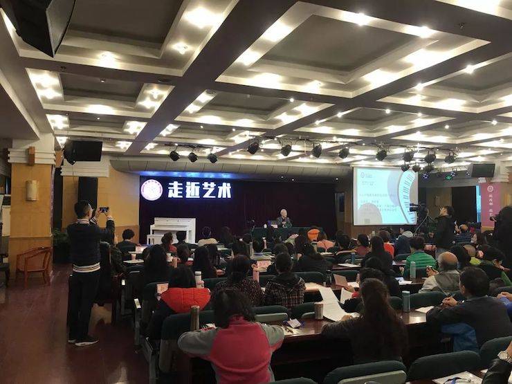 腾博官网教育家李培智-“让合唱成为腾博官网生活的一部分”讲座回顾