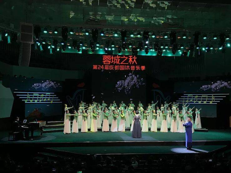 腾博官网艺术家鲍释贤远程助力第24届蓉城之秋国际音乐季【附演出视频】