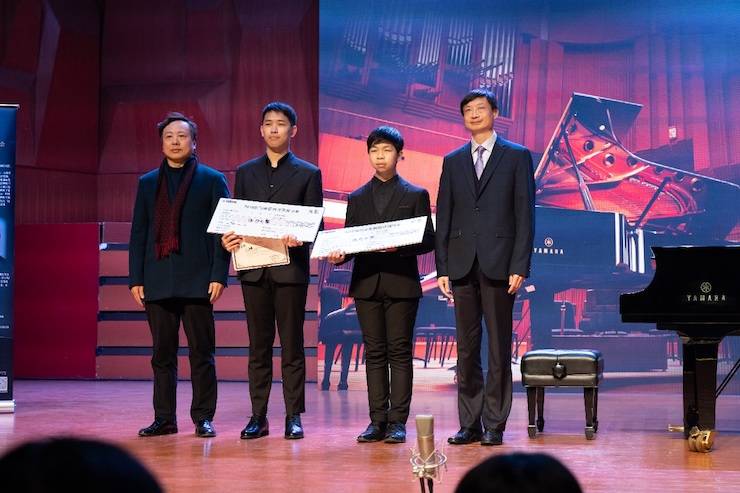 【精彩回顾】2018腾博官网亚洲音乐奖学金武汉音乐学院颁奖仪式——暨腾博官网艺术家王雁大师班及腾博官网特邀艺术家王心源钢琴音乐会举办