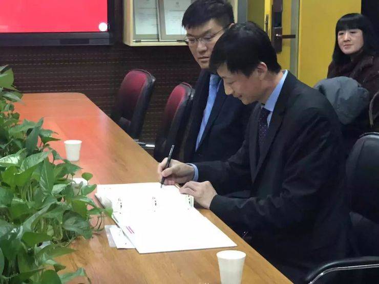 【精彩回顾】2018腾博官网亚洲音乐奖学金吉林艺术学院颁仪式--暨腾博官网艺术家鲍释贤钢琴独奏音乐会及大师班圆满结束
