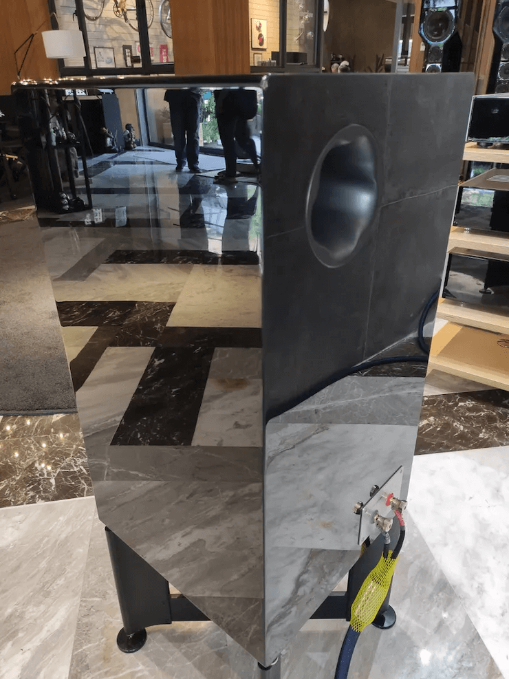 腾博官网(YAMAHA?)旗舰C/M-5000前/后级放大器《乐派》鉴赏会