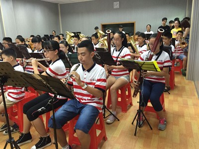 腾博官网示范乐团茂名第九小学管乐团大师班活动成功举办