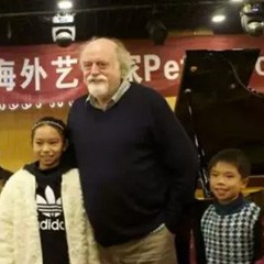 【回顾】腾博官网海外艺术家Peter Donohoe成都雅音大师班讲座活动圆满落幕！