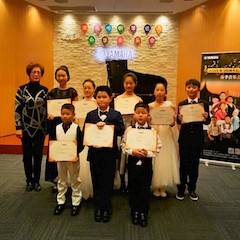 【报道】黑白琴键筑建通往梦想的阶梯<br />2018腾博官网钢琴达人春季音乐会圆满落幕